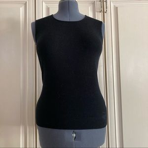Black wool/silk blend sleeveless knit top sz L